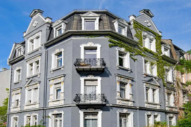 Payer des impôts lors de la vente d’un bien immobilier : impôt sur la spéculation, impôt foncier & Co !