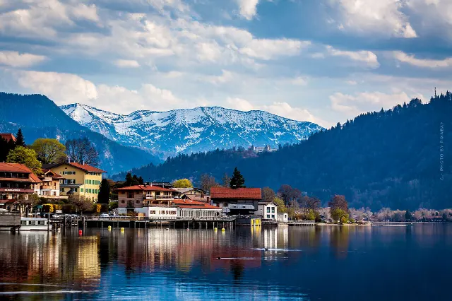 Habiter au lac de Tegern (Munich) : maison, appartement & terrain comme investissement – conseils, prix au mètre carré & Co.