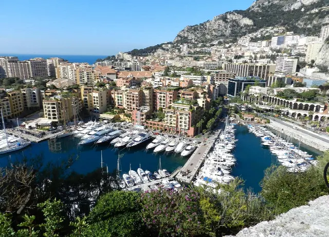 Immeuble résidentiel de Monaco pour 68 millions d’euros : Centre-ville, 10 étages sur 1.380 m² – Off Market