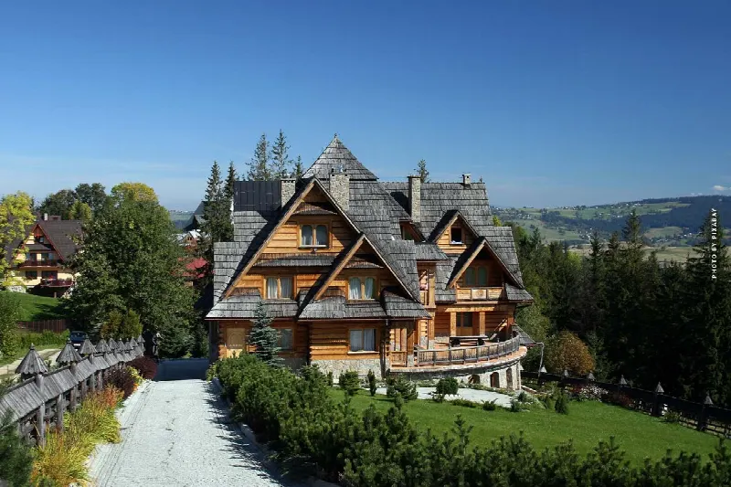 Immobilier de luxe Kitzbühel : appartements, maisons et panoramas alpins exclusifs