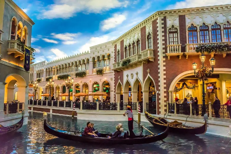 La ville de Las Vegas : Acheter des biens immobiliers ! Quartiers pour investir – Summerlin, le Strip, Arts District et autres