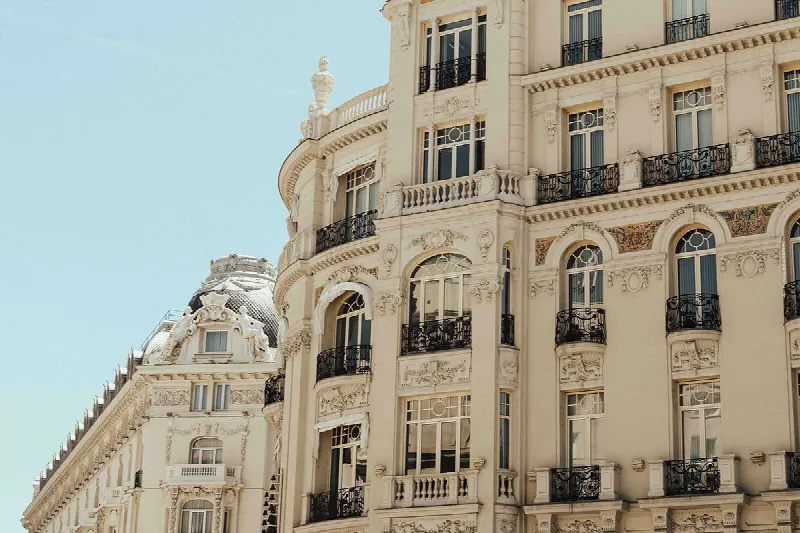 Habiter à Schwabing (Munich) : acheter un appartement ou un terrain – Conseils sur l’emplacement, le type de bien & le prix au mètre carré