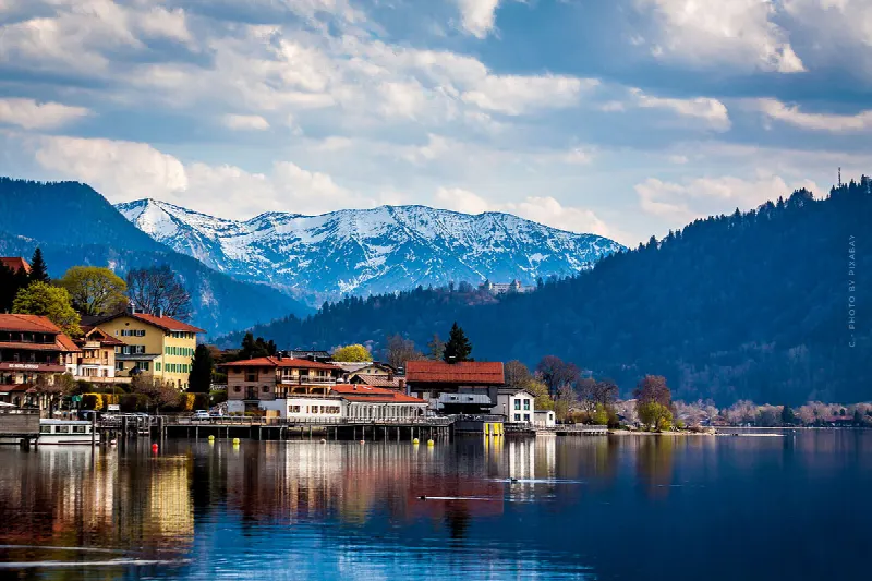 Habiter au lac de Tegern (Munich) : maison, appartement & terrain comme investissement – conseils, prix au mètre carré & Co.