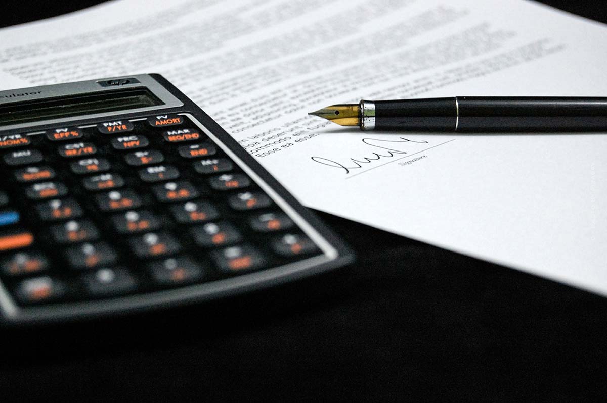 Mortgage tax explained USA house villa sale sign form debt calculator