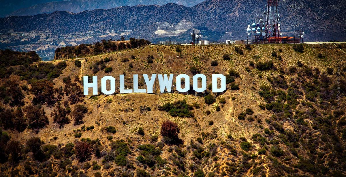 Villa Tour Los Angeles: Buy luxury real estate in LA! 7 Highlights @ FIV Magazine