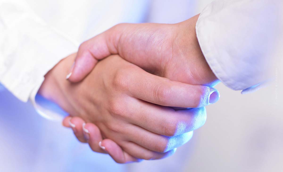 General partnership real estate business financing entities company taxes explanation forming handshake partner team